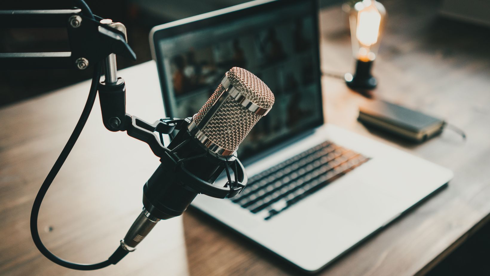 what are the maximum effective lengths for online videos and podcasts?